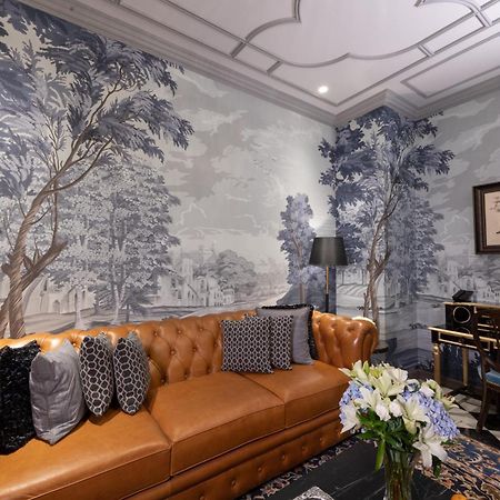 The Claridges New Delhi Hotel Екстериор снимка A room with a view