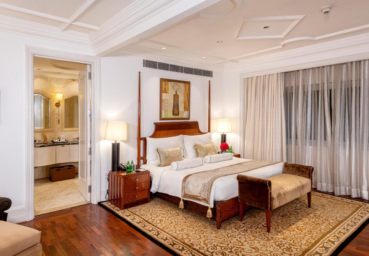 The Claridges New Delhi Hotel Екстериор снимка A bedroom at the Taj Mahal Palace