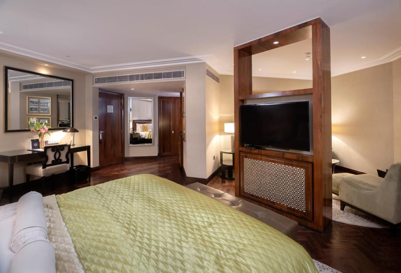 The Claridges New Delhi Hotel Екстериор снимка