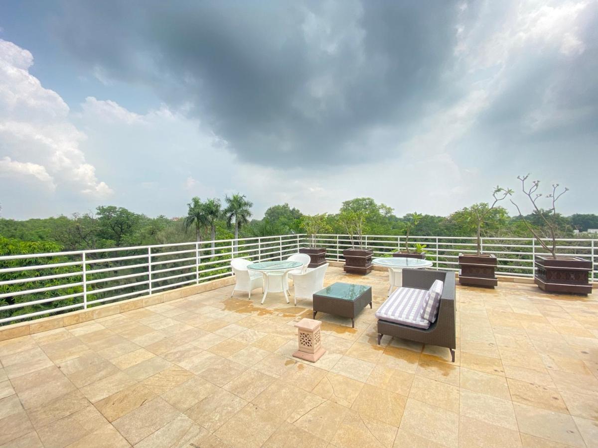 The Claridges New Delhi Hotel Екстериор снимка Rooftop