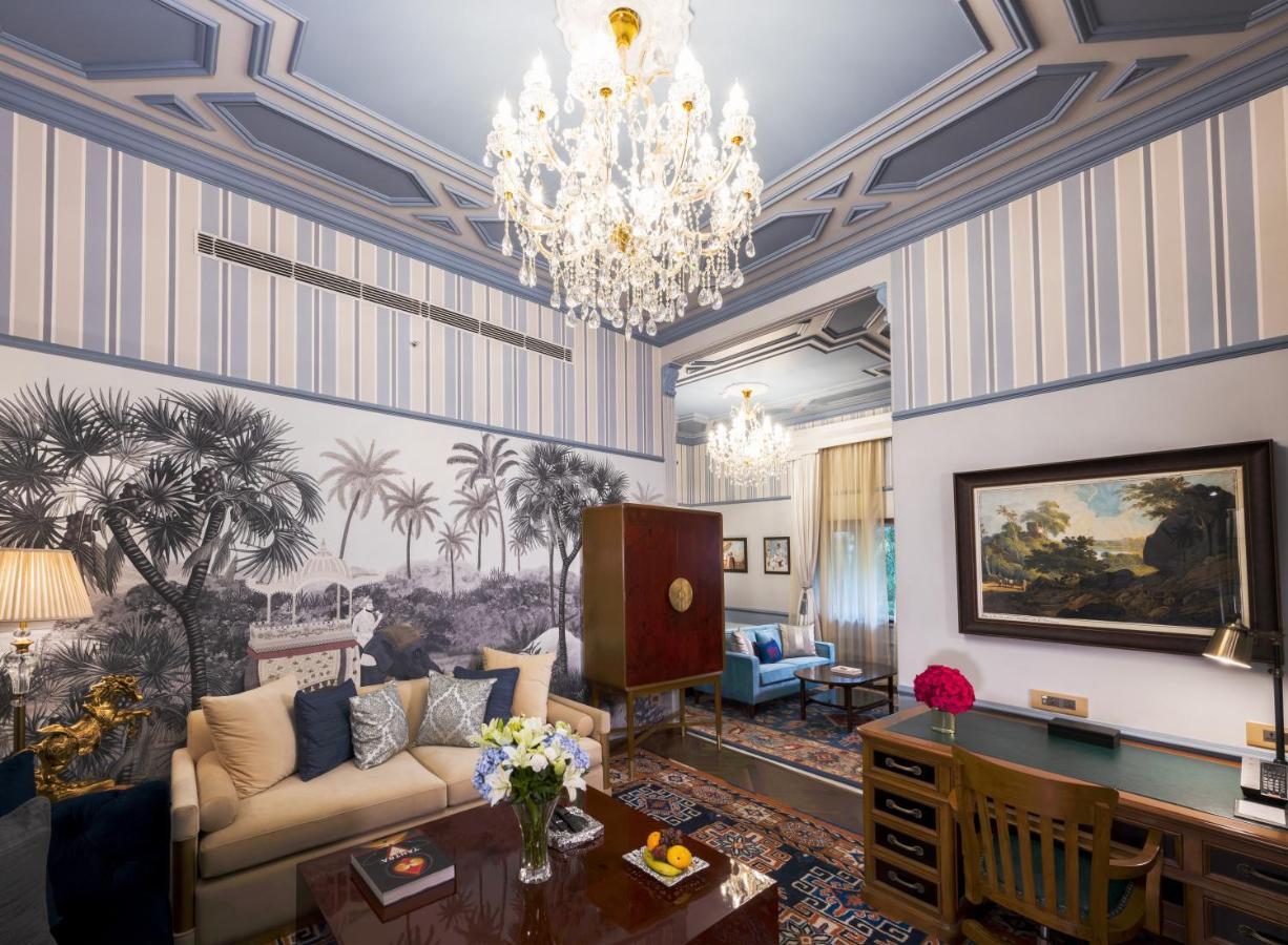 The Claridges New Delhi Hotel Екстериор снимка A suite at the hotel