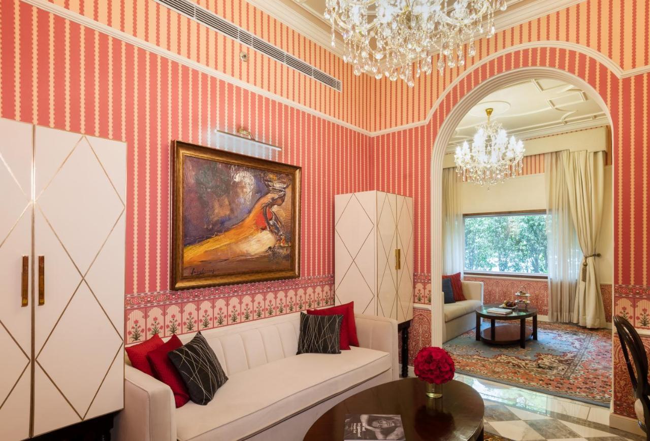 The Claridges New Delhi Hotel Екстериор снимка